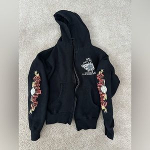 Black Harley Davidson sweatshirt. Size small.